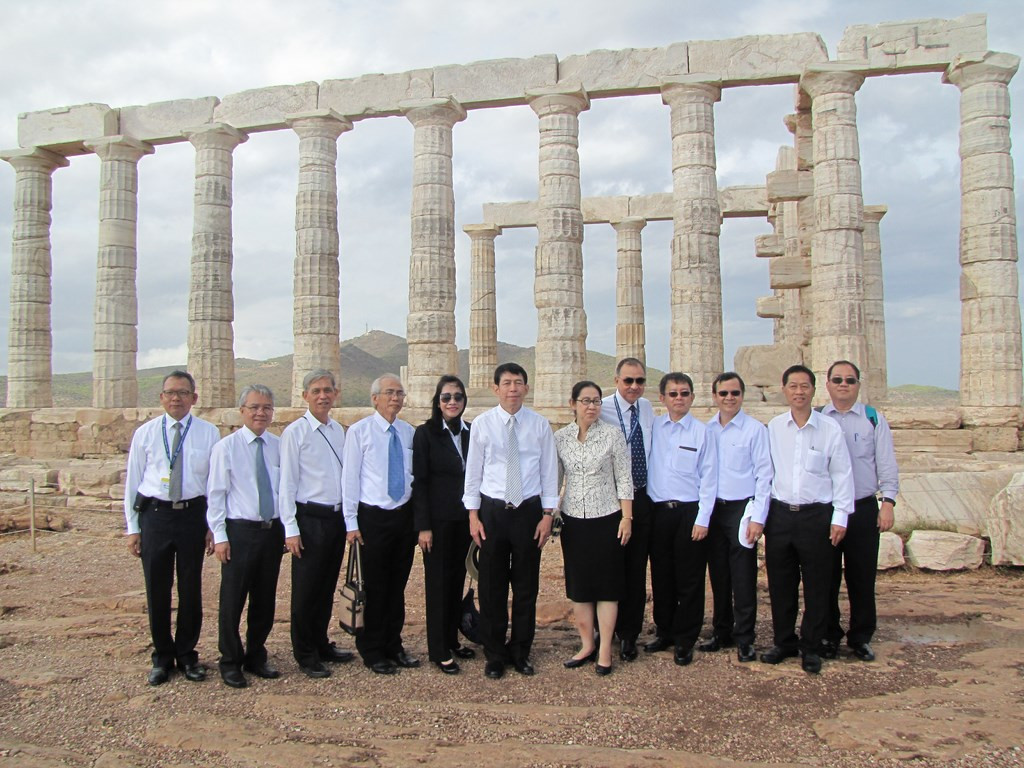 Τraining for Judges of the Supreme Court of Thailand on the Political, Administrative and Judicial System of Greece