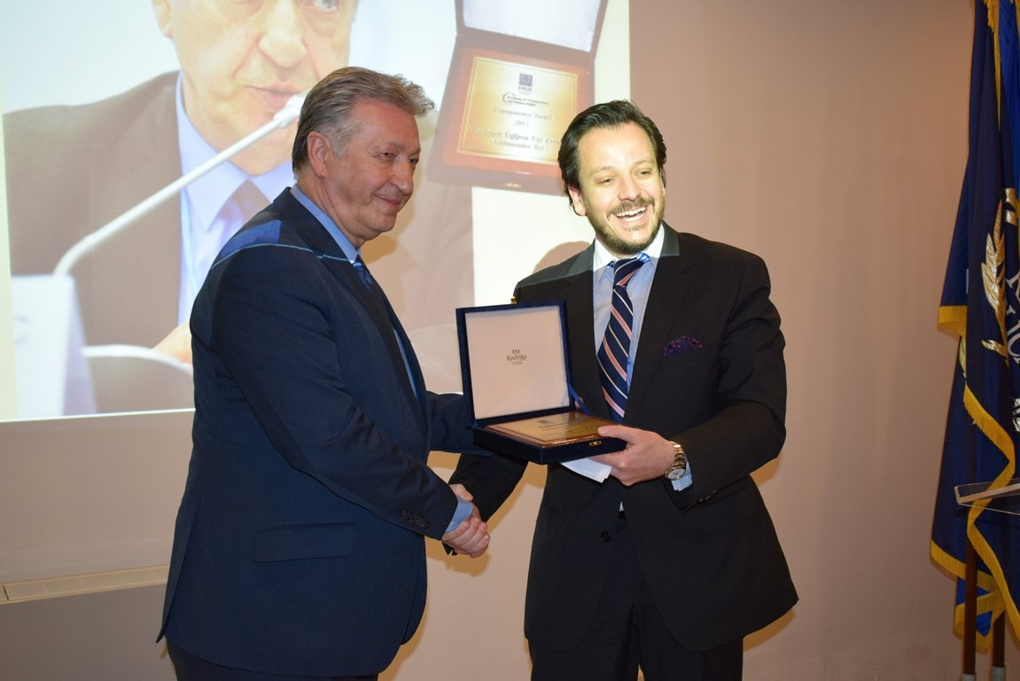 Lecture by Professor Uglješa Ugi Zvekić on corruption and organized crime in South Eastern Europe – Awarded by the Academy of Transparency & Human Rights for hi