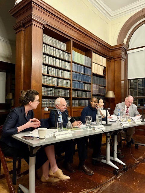 Οικουμενικά Δικαιώματα στην Πράξη: Διεθνή Πλαίσια και Εθνικά Συστήματα Δικαίου